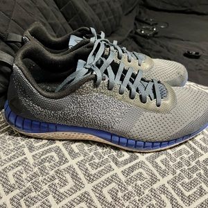 Black and blue reebok, size 11.5 in men